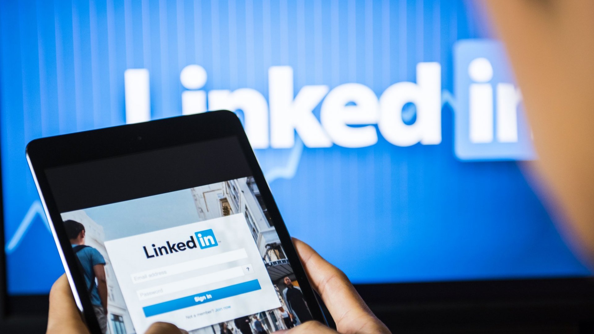 How to Get More Followers on LinkedIn